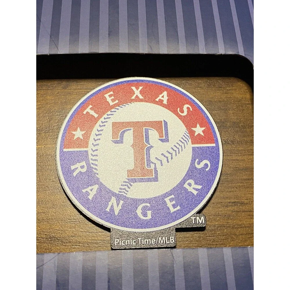 Texas Rangers MLB Pilsner Beer Serving Gift Set In Acacia Wood Case Legacy NIB